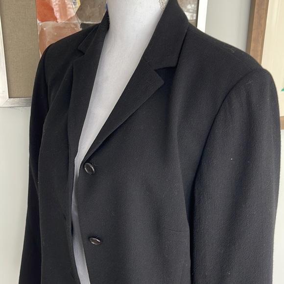 Ann Taylor - Picture 2 of 6